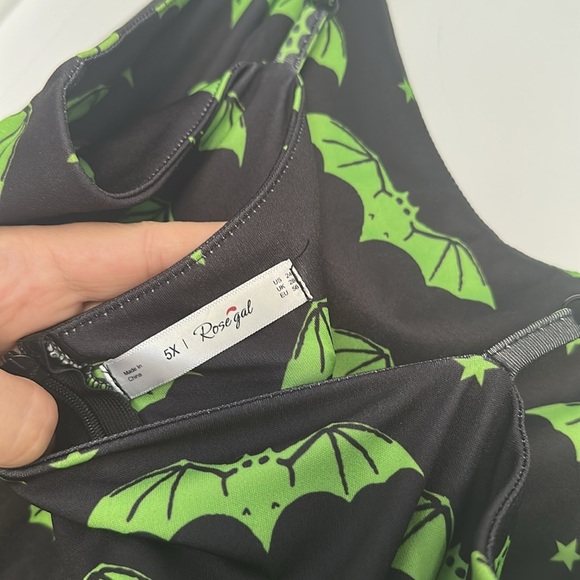 Rosegal Bat Halloween Pin Up Goth Dress Black/Green Plus Sz 5X - Picture 8 of 9